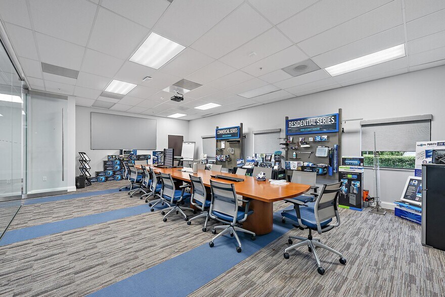 More Photos Of 1838 Park Ln S, Jupiter Warehouse For Sale