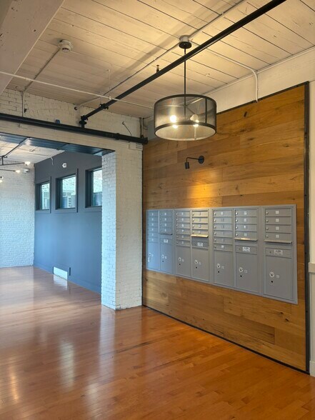 More Photos Of 20 Canal St, Franklin Apartments For Lease