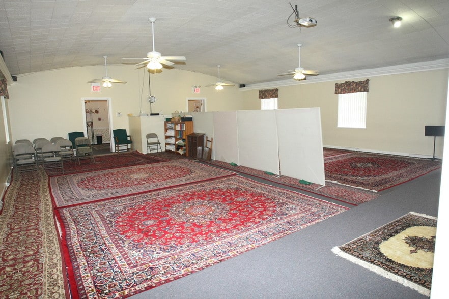 More Photos Of 10909 Chippewa Rd, Brecksville Religious Facility For Sale