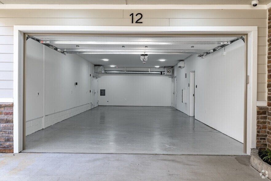 More Photos Of 10 Kingsbridge Rd, Fairfield Office For Sale