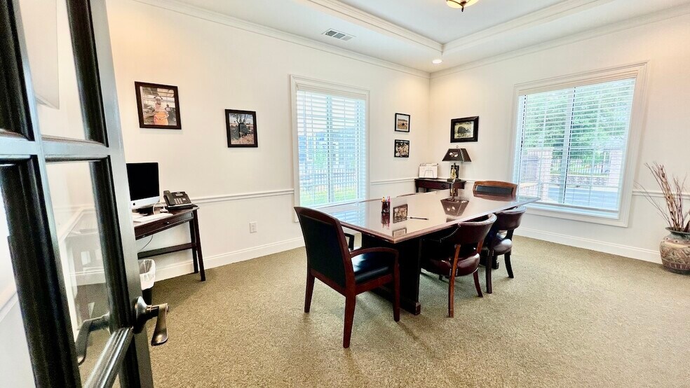 More Photos Of 535 Queen City Pky, Gainesville Office For Lease