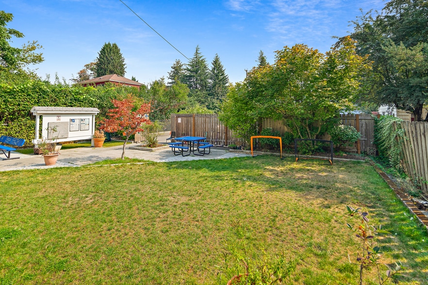 More Photos Of 739 S 3rd Ave, Kent Apartments For Sale