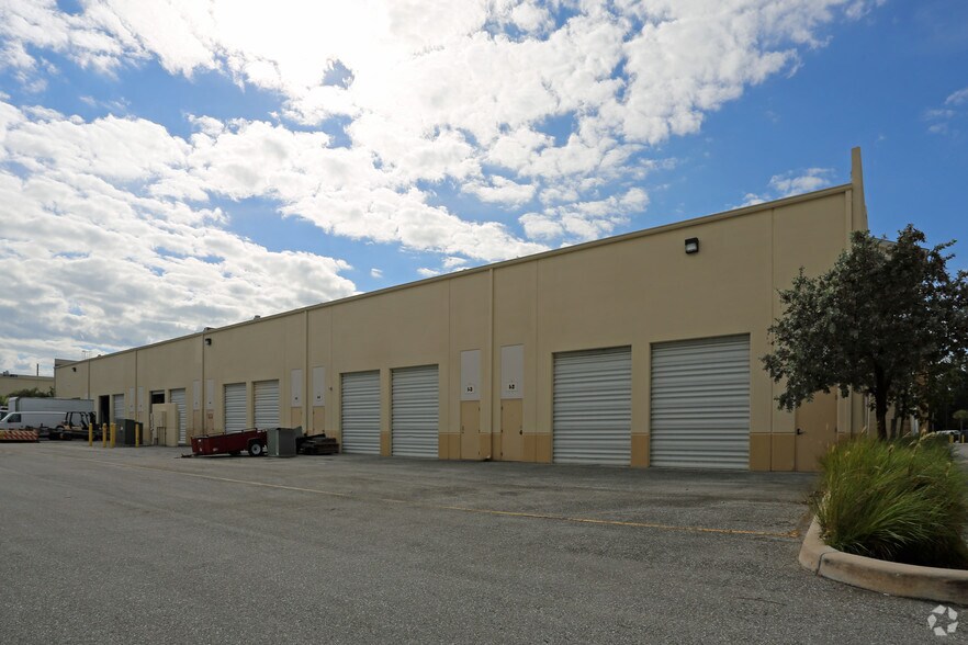 More Photos Of 2755 Vista Pky, West Palm Beach Coworking Space