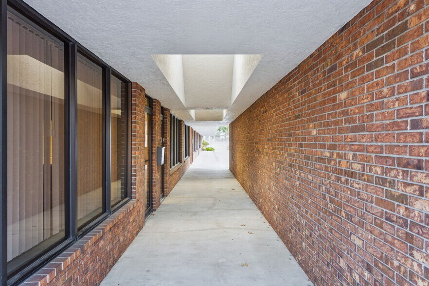 More Photos Of 36310-36472 Us Hwy 19 N, Palm Harbor Medical For Lease