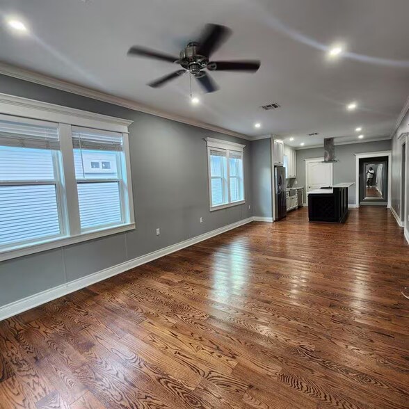 More Photos Of ,  Unknown For Sale