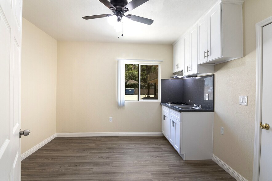 More Photos Of 1930 S Oxford Ave, Los Angeles Apartments For Sale