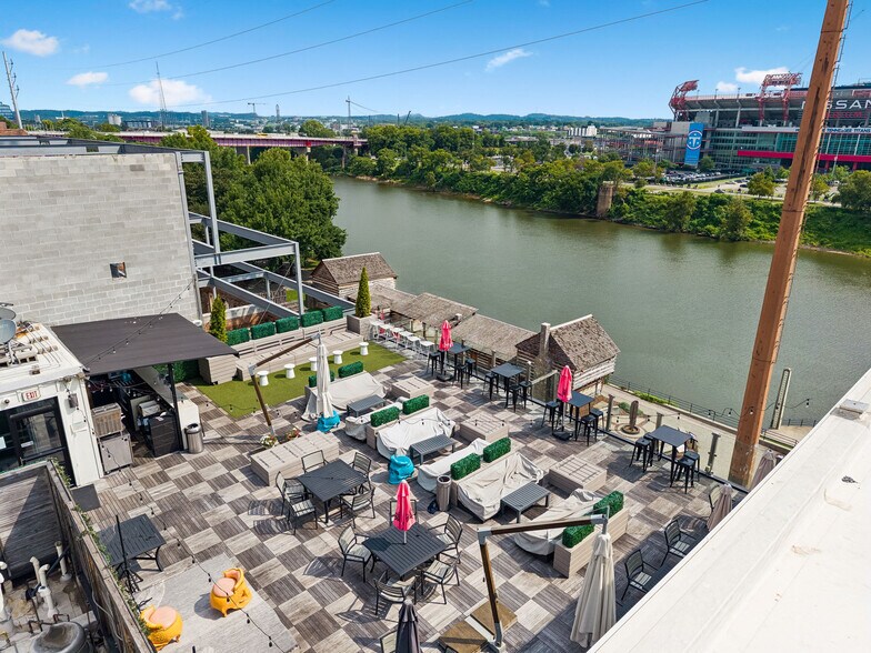 More Photos Of 154 2nd Ave N, Nashville Hotel For Sale