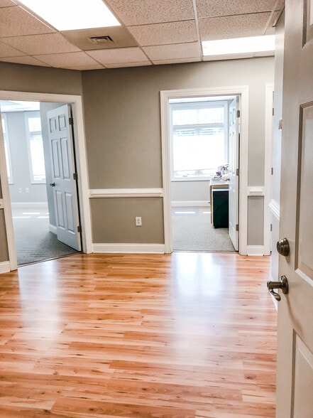 More Photos Of 5003 Southpark Dr, Durham Medical For Sale