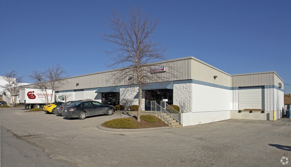 More Photos Of 1831 Scherer Pky, Saint Charles Light Distribution For Lease