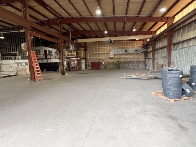 More Photos Of 5650 NE Columbia Blvd, Portland Land For Lease