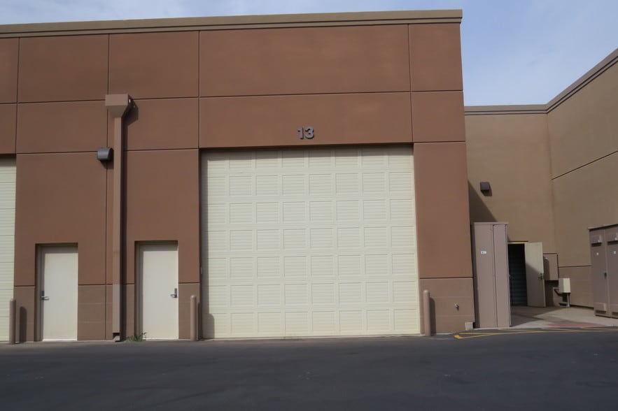 Primary Photo Of 291 E Ocotillo Rd, Chandler Warehouse For Sale