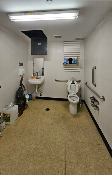 More Photos Of 837 Washington Ave, Bronx Apartments For Lease