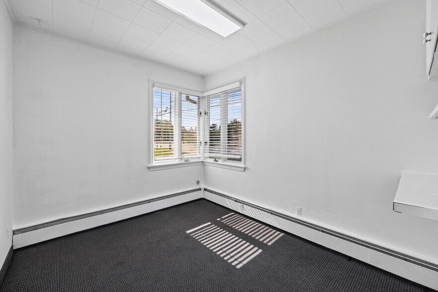 More Photos Of 2080 W Ridge Rd, Greece Medical For Lease