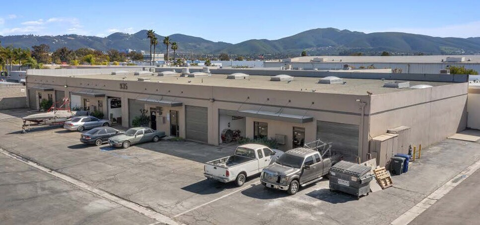 More Photos Of 935 Bailey Ct, San Marcos Service For Lease