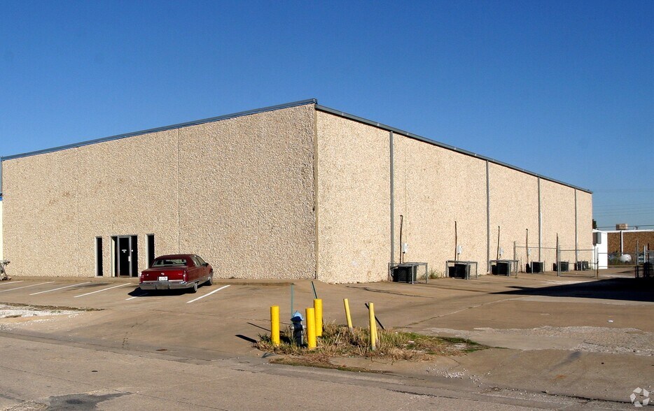 More Photos Of , Garland Unknown For Sale