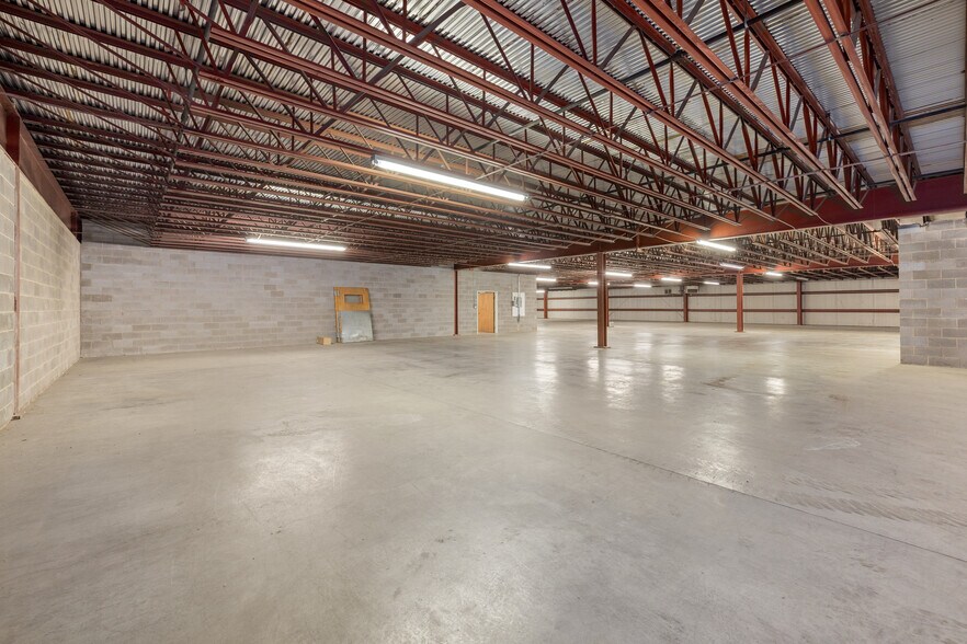 More Photos Of 888 Antler Dr, Casper Warehouse For Sale