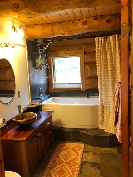 More Photos Of 465 Westover Rd, Two Harbors Specialty For Sale