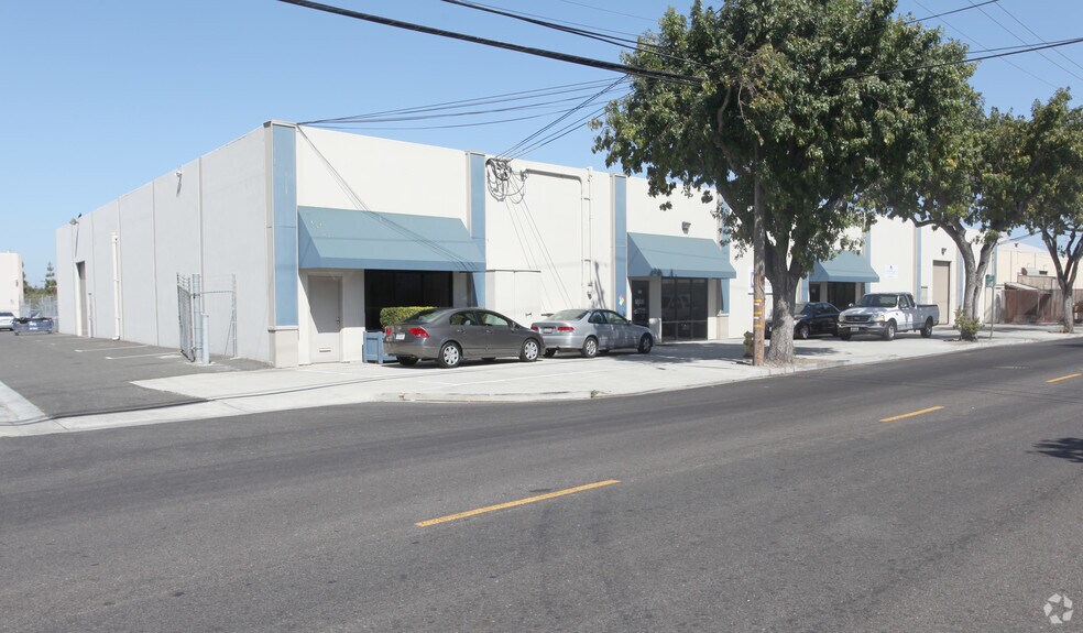 More Photos Of 1320 Willow Rd, Menlo Park Unknown For Lease