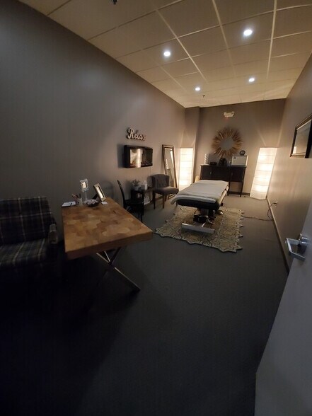 More Photos Of 4312 Republic Ct, Concord Warehouse For Lease