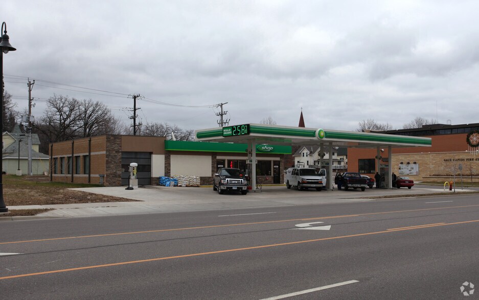 More Photos Of 502 Benton Dr N, Sauk Rapids Convenience Store For Lease