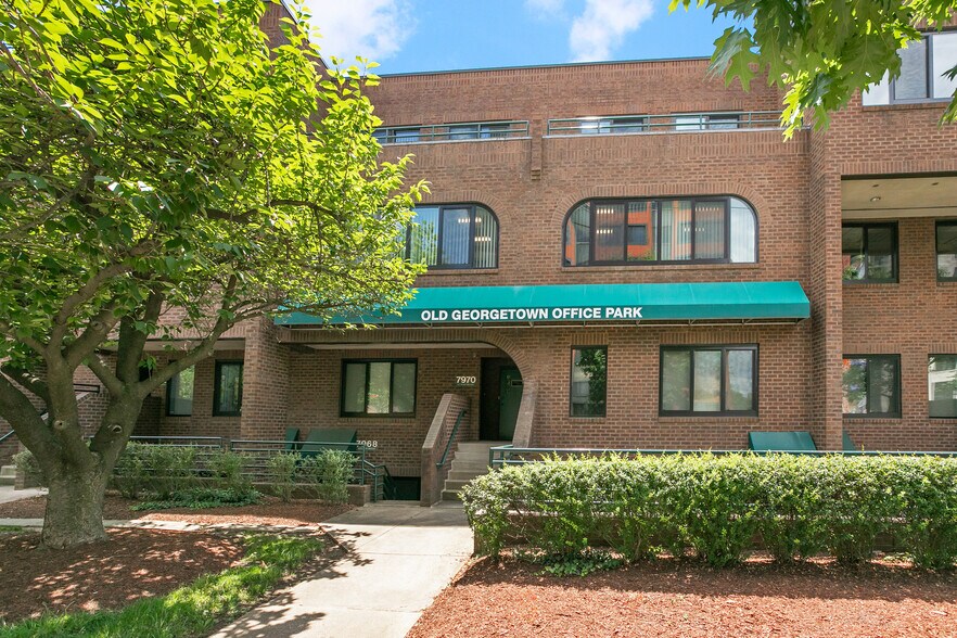 More Photos Of 7960-7990 Old Georgetown Rd, Bethesda Medical For Sale