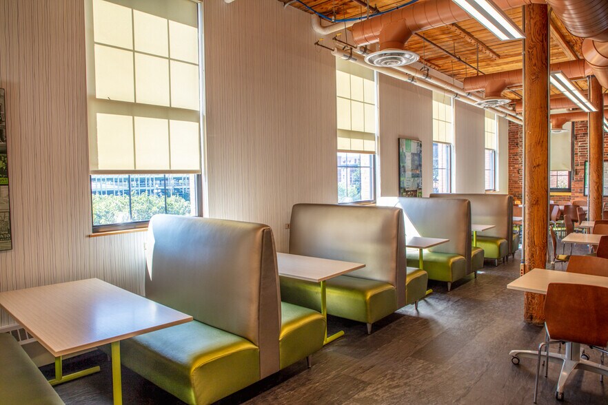 More Photos Of 140 Mill St, Lewiston Office Residential For Sale