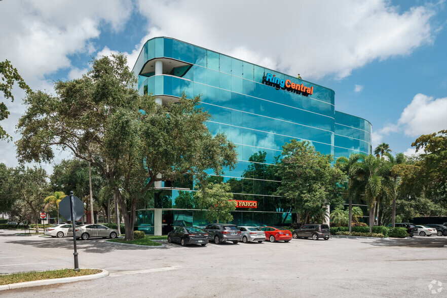 Primary Photo Of 6400 N Andrews Ave, Fort Lauderdale Office For Lease