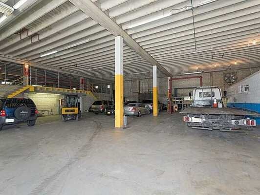 More Photos Of 995 NW 72nd St, Miami Warehouse For Lease