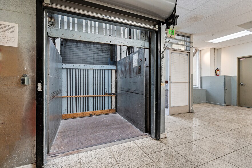 More Photos Of 1118-1120 Howard St, San Francisco Office For Sale