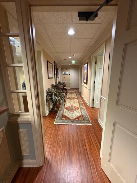 More Photos Of 707 N Franklin St, Tampa Office For Lease