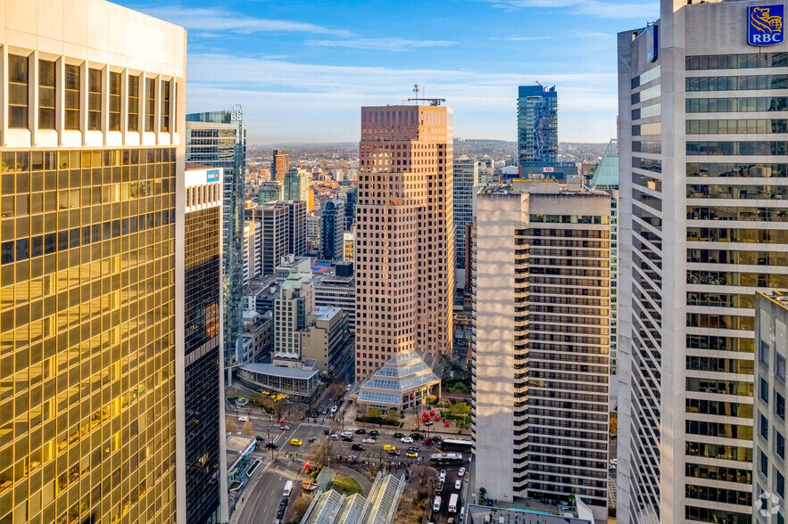 More Photos Of 666 Burrard Street, Vancouver Office For Lease