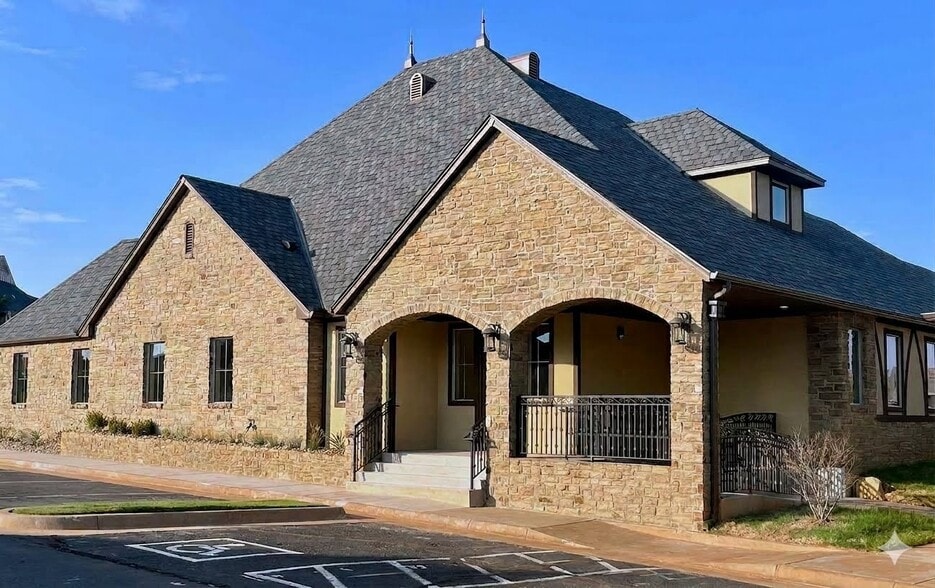 Primary Photo Of 13194 N MacArthur Boulevard, Oklahoma City Office For Lease