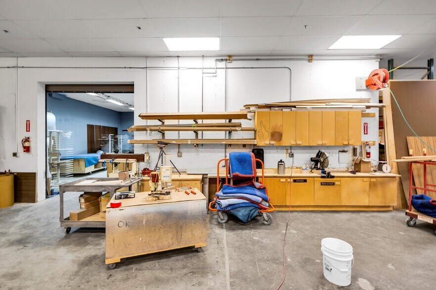 More Photos Of 54465 29 Palms Highway, Yucca Valley Warehouse For Sale