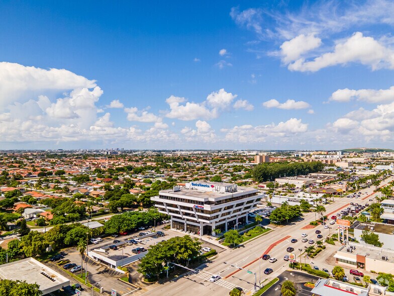 More Photos Of 900 W 49th St, Hialeah Medical For Sale