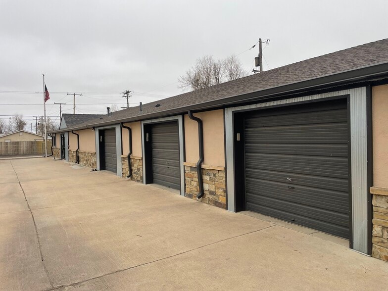 More Photos Of 6301 E 71st Ave, Commerce City Warehouse For Sale