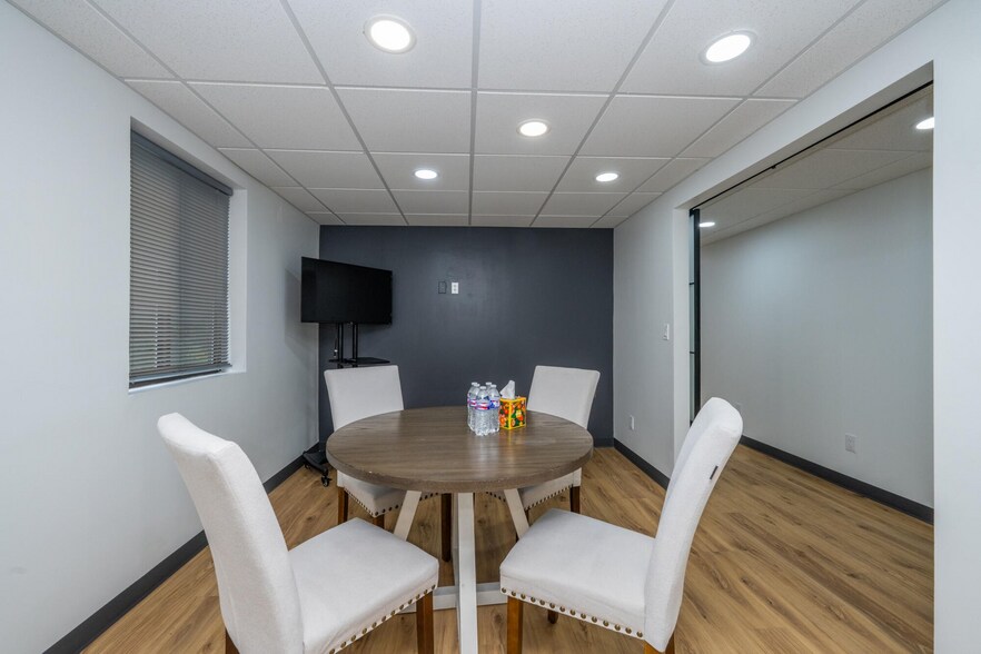 More Photos Of 3830-3824-M-139 Saint Joseph, MI 49085, Saint Joseph Medical For Sale