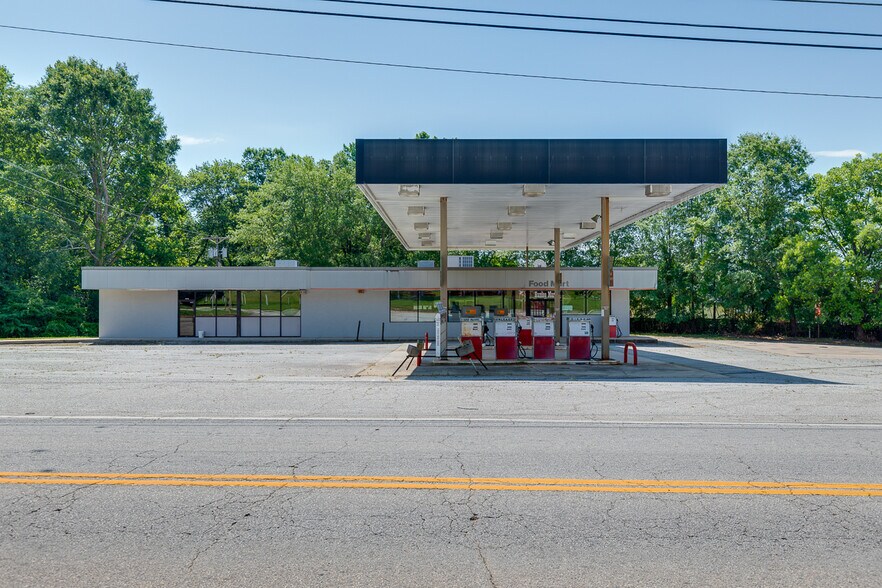 More Photos Of 2600 Earls Bridge Rd, Easley Convenience Store For Sale