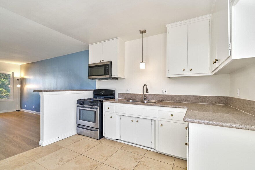 More Photos Of 1381 Burwood St, La Habra Apartments For Sale