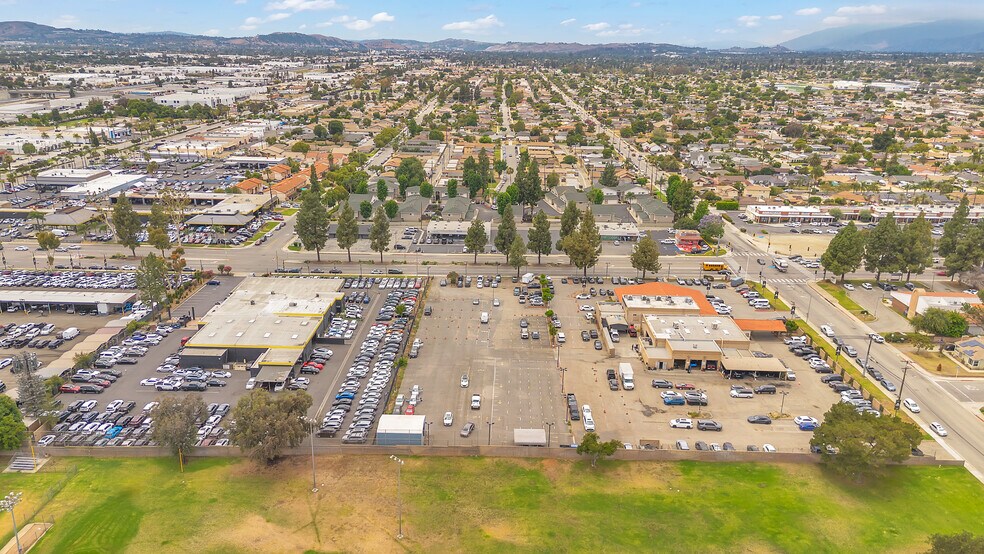 More Photos Of 10325 Central Ave, Montclair Auto Dealership For Lease