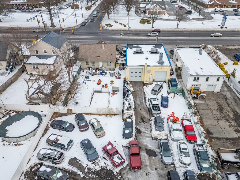 More Photos Of 226 W Street Rd, Warminster Auto Repair For Sale