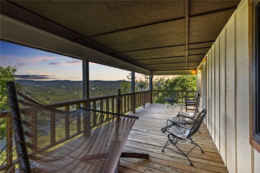 More Photos Of 755 County Road 210, Eureka Springs Hotel For Sale