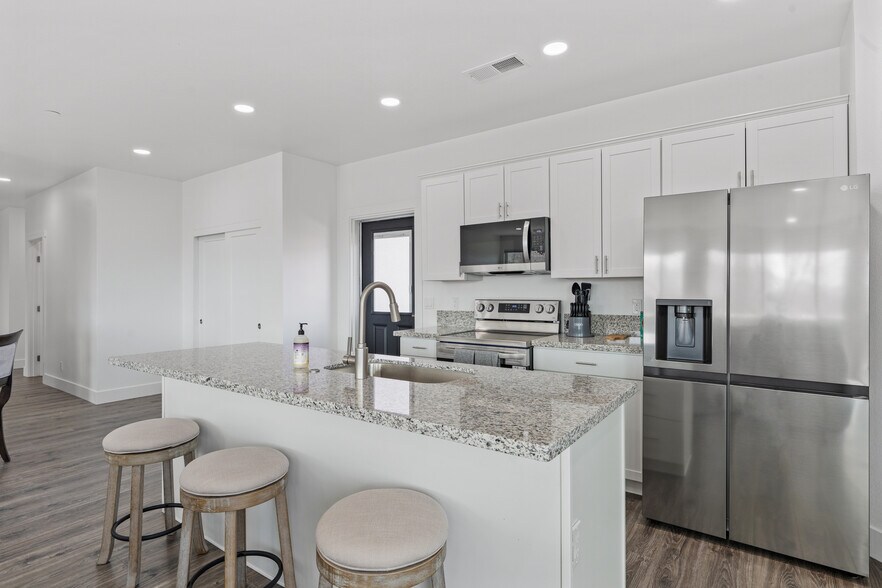 More Photos Of 1929 US-395, Gardnerville Apartments For Sale