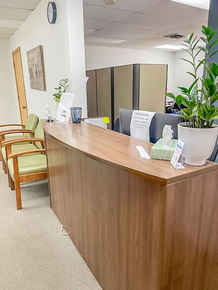 More Photos Of 1881 W Washington St, Stayton Skilled Nursing Facility For Lease