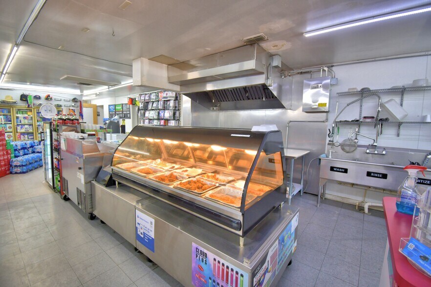 More Photos Of 16311 Highway 27, Lake Wales Service Station For Sale