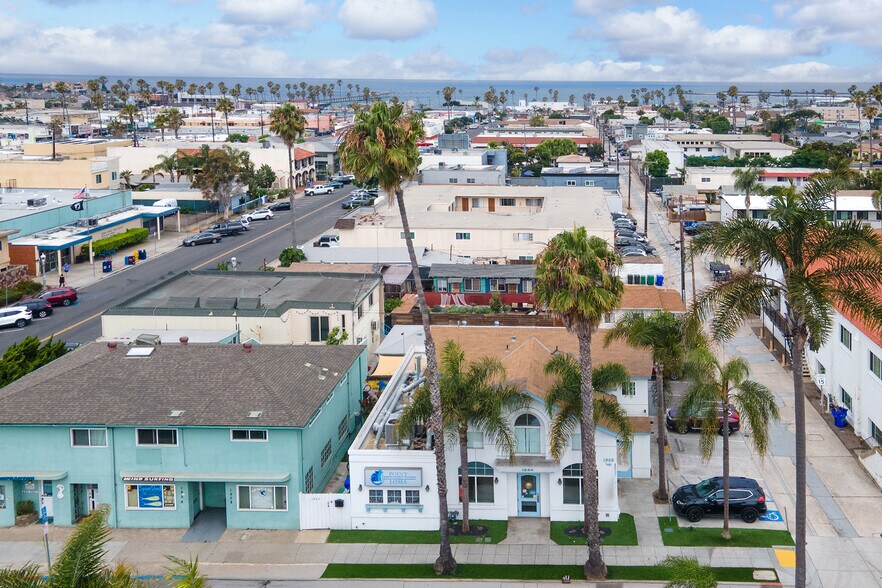 More Photos Of 1964-1968 Sunset Cliffs Blvd, San Diego Medical For Sale