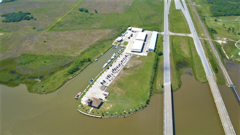 More Photos Of 3902 Highway 146 N, Texas City Marina For Sale