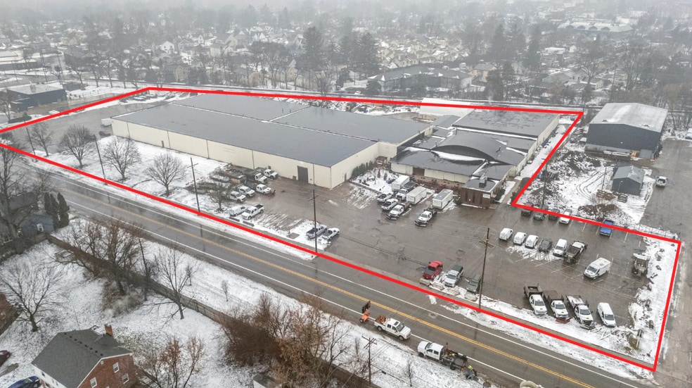 Primary Photo Of 350 S Mill St, Plymouth Manufacturing For Sale
