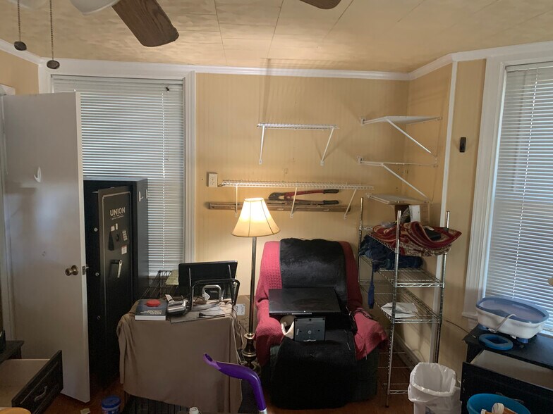 More Photos Of 25364 Richmond Tpke, Ruther Glen Service For Sale