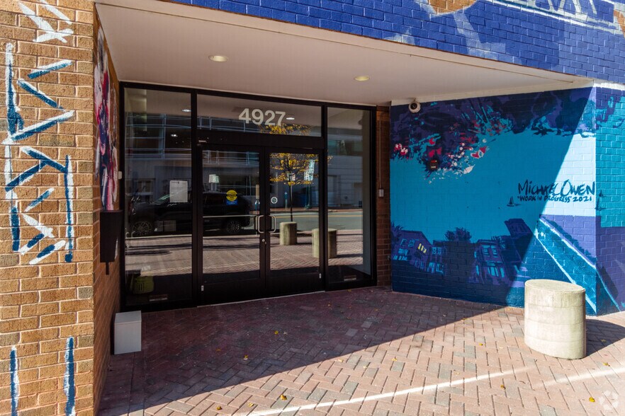 More Photos Of 4927 Auburn Ave, Bethesda Medical For Lease