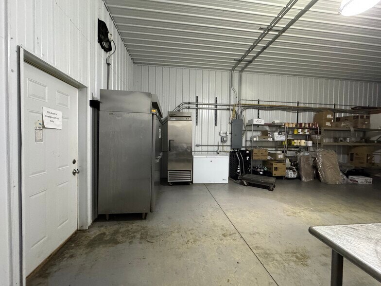 More Photos Of 18 N 4th St, Gosport Storefront Retail Office For Sale